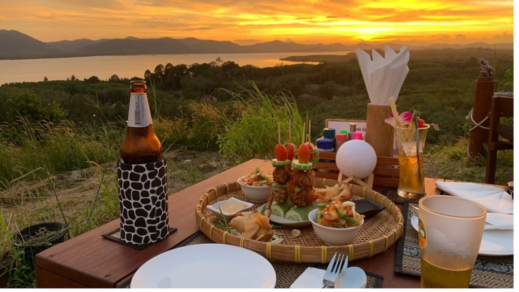 This image has an empty alt attribute; its file name is rice-paddy-meal.jpg